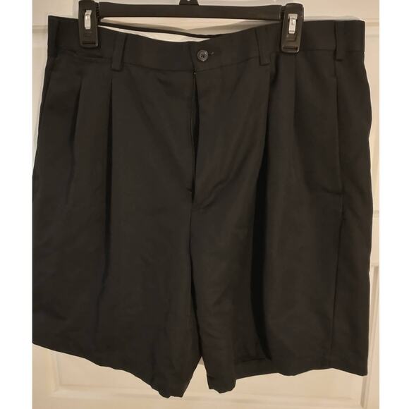 Grand Slam Pleated Golf Shorts. Men's Size 36. Black. - Picture 1 of 5